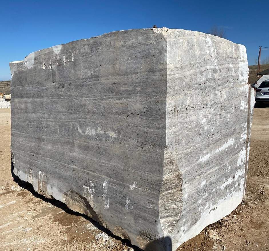 Silver Traverten - Photo 1
